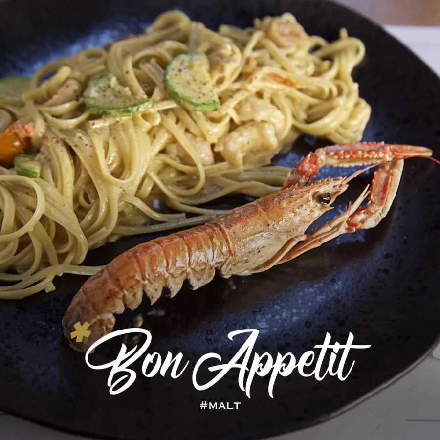 Seafood linguine with grilled crayfish